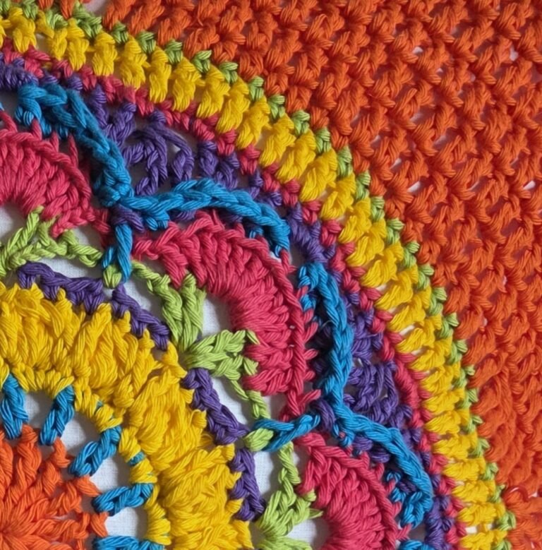 Un mandala pour habiller le canapé